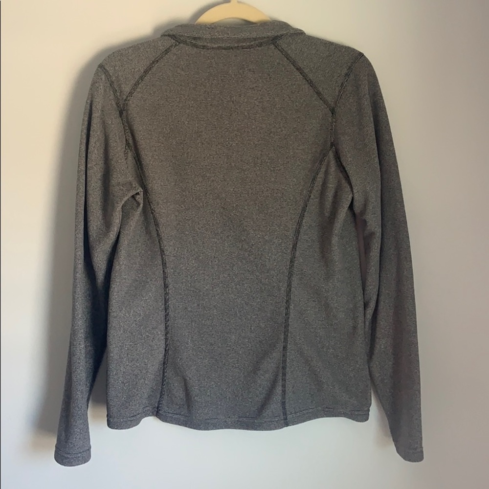 North face quarter zip - Picture 4 of 4
